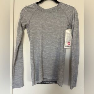 lululemon swiftly tech 2.0 long sleeve striped size 4 hip length
NWT
